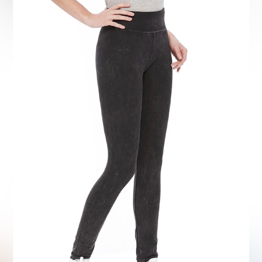 T-Party Fold Over Mineral Wash Leggings - Picture 4 of 14